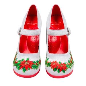 Hot Chocolate Design Women's Festive Heels - White and Red